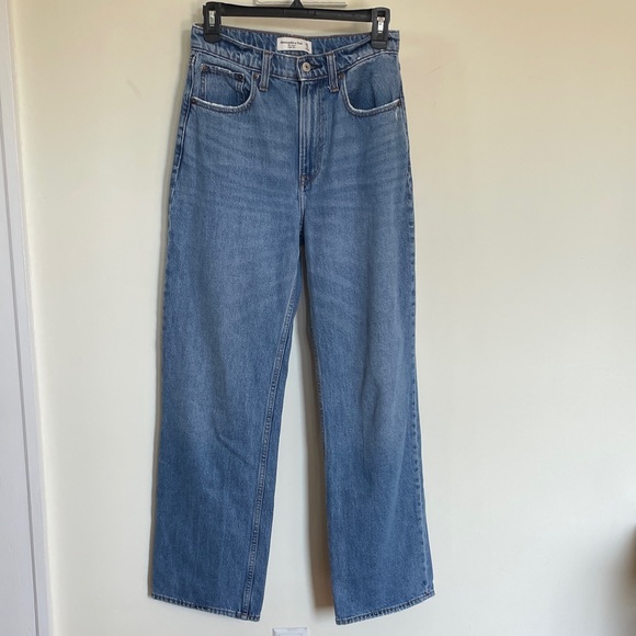 Abercrombie & Fitch The Loose High Rise Straight Leg Jeans Size 25 0 Blue Denim - Picture 1 of 13